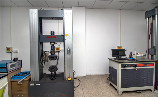 低碳鋼的拉伸試驗(yàn)是怎么操作的？